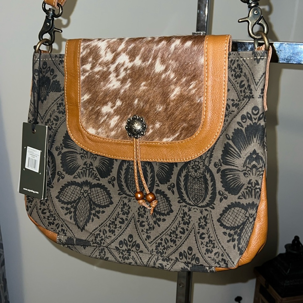 Excellence Shoulder Myra Bag 🎀